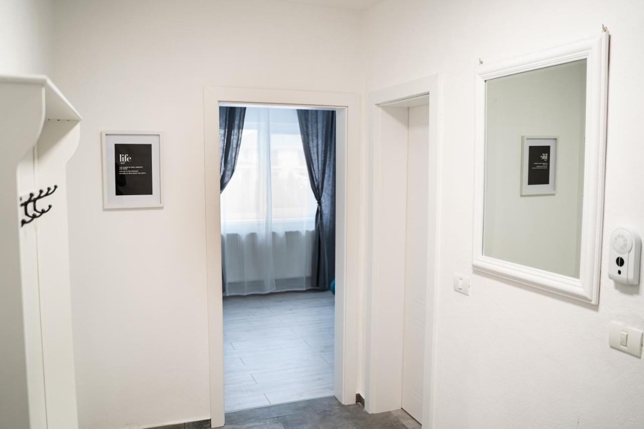 Cozy Apartment In Dumbravita Dumbravita  外观 照片